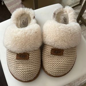 Ugg slipper
